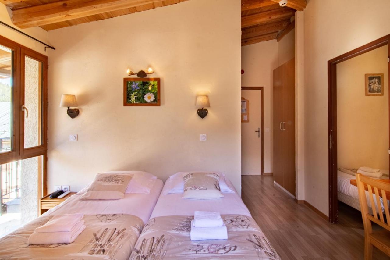 Chalet Hotel La Tarine Пезе-Нанкроа Екстериор снимка