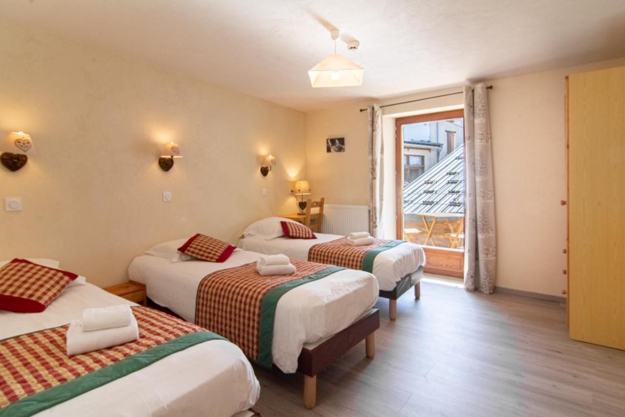 Chalet Hotel La Tarine Пезе-Нанкроа Екстериор снимка