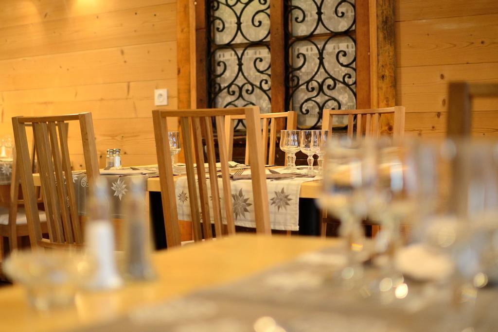 Chalet Hotel La Tarine Пезе-Нанкроа Екстериор снимка