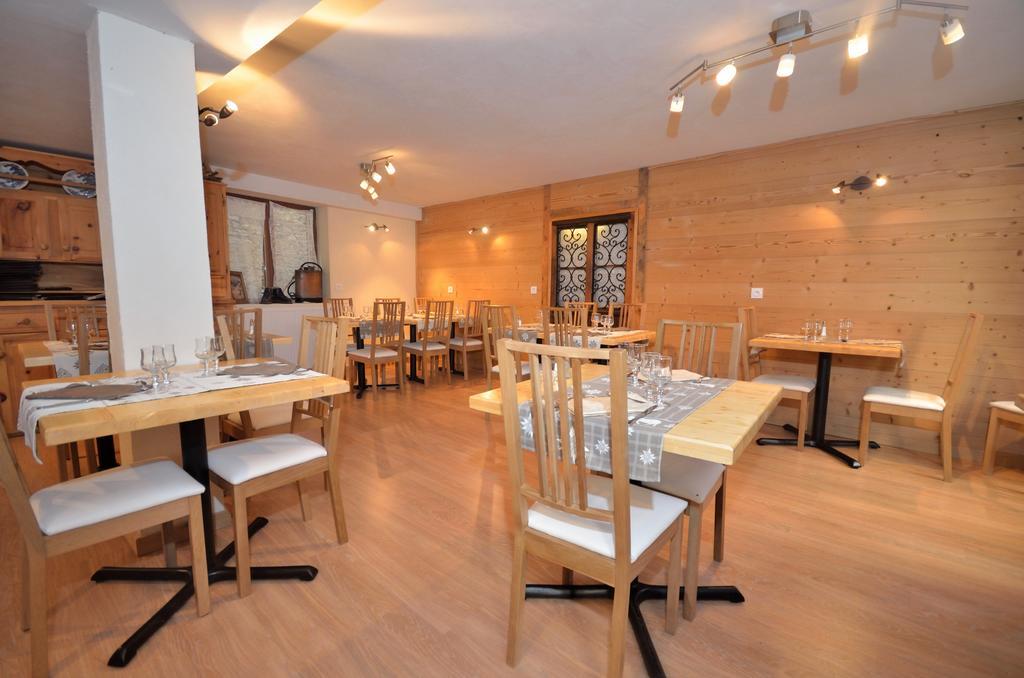 Chalet Hotel La Tarine Пезе-Нанкроа Екстериор снимка