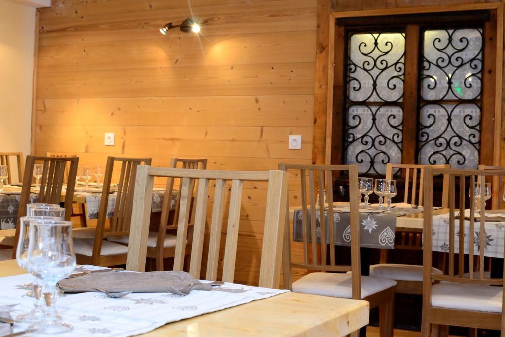 Chalet Hotel La Tarine Пезе-Нанкроа Екстериор снимка
