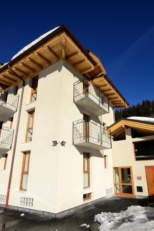 Chalet Hotel La Tarine Пезе-Нанкроа Екстериор снимка
