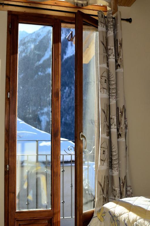 Chalet Hotel La Tarine Пезе-Нанкроа Екстериор снимка